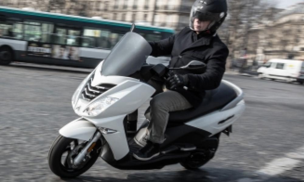 Quel permis pour conduire un scooter 50cc ?